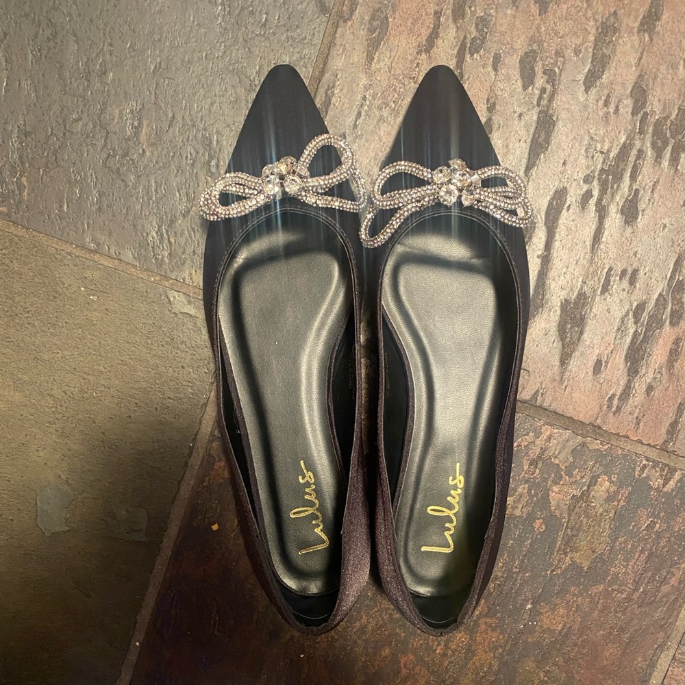 NWOT lulus bow flats